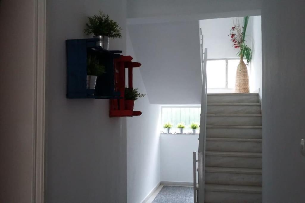 Cozy Seaside Apartment Loutraki Екстер'єр фото